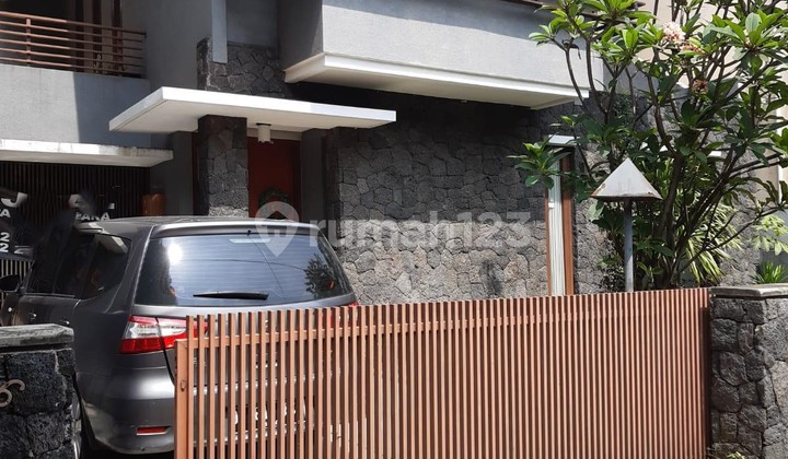Dijual Rumah 2 Lantai Di Komplek Batununggal, Kota Bandung