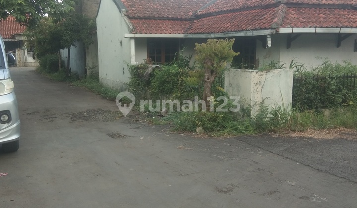 Rumah Hoek Itung Tanah Dekat ke Sumarecon Ciwastara Bandung 2