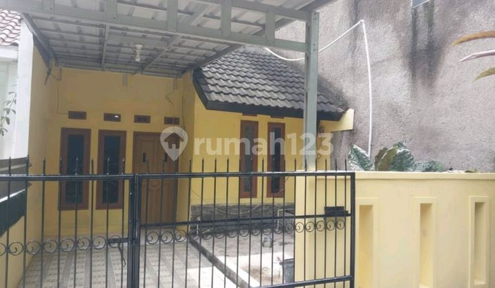 Rumah Minimalis Siap Huni Dekat ke Sumarecon Gbi Bandung