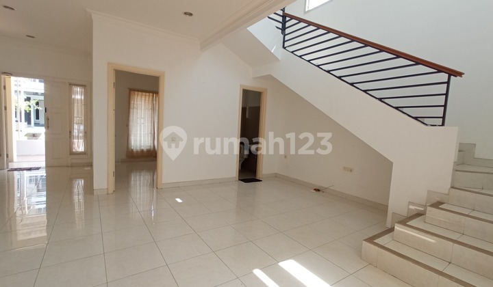TURUN HARGA Disewakan Rumah mewah Cluster jade PHG gading serpong 2