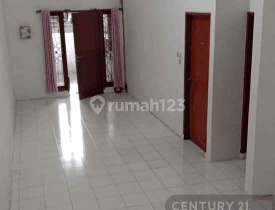 Rumah Bersih Furnished Siap Huni Di Taman Holis Indah 1 Bandung 2