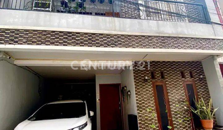 Rumah 2.5 Lantai Bintara 8 Kota Bekasi 1