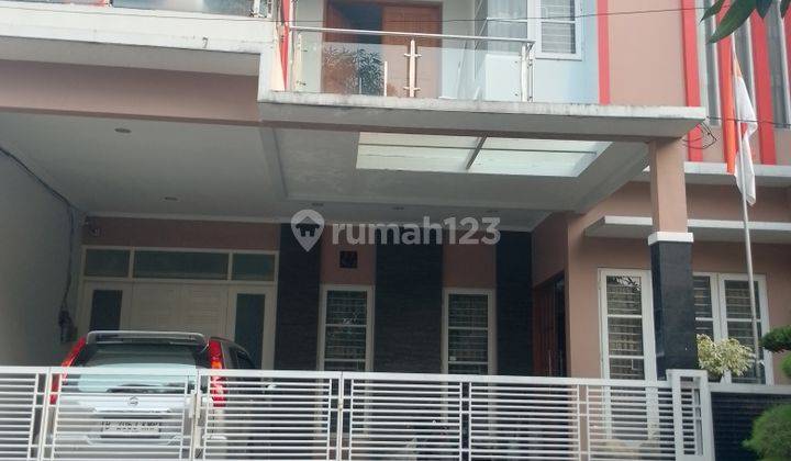 Rumah 2 1/2 Lantai Bagus Siap Huni Di Perumahan TYTIAN Indah 1