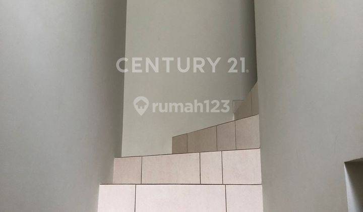 Dijual Rumah 2 Lantai Di Cluster Burgundy Summarecon Bekasi 2