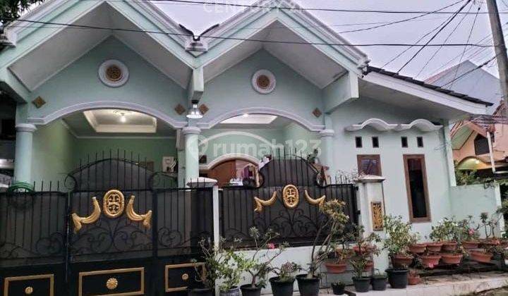 DRumah Hook Bagus Lokasi Strategis Taman Harapan Baru Bekasi 1