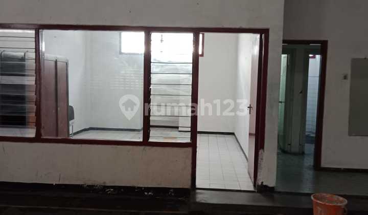 Disewakan.siap.pakai.2.lantai.gudang&pabrik.rungkut.industri.dekat.toll.surabaya.selatan di PT Sier, Jl. Rungkut Industri Raya, Rungkut Tengah, Gunung Anyar, Kota Surabaya, Jawa Timur, Indonesia, 60293, Surabaya Kota 3073.0 m² Unfurnished 2