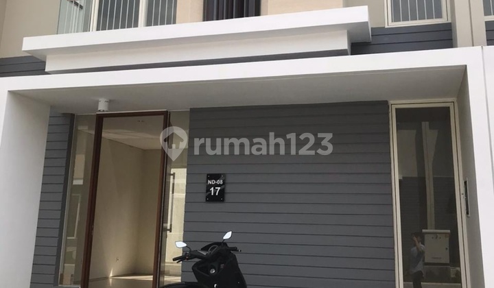 2-Storey Ready-to-Use House in Citraland Surabaya 2