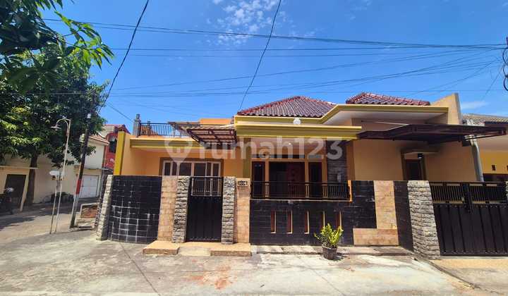 Siap Huni Semi Furnish Taman Pondok Jati Sidoarjo Siap Huni Semi Furnish Taman Pondok Jati Sidoarjo