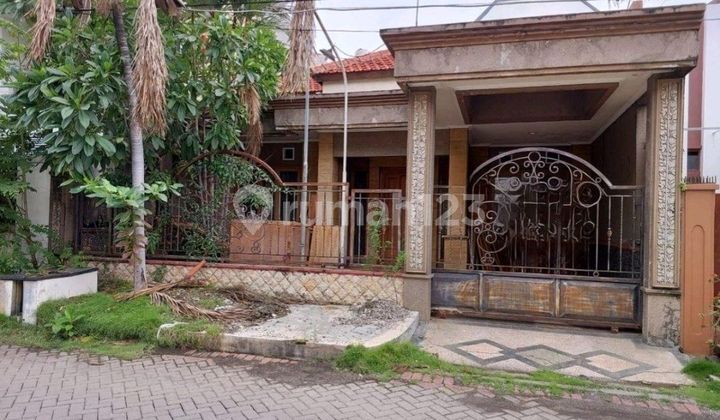 Rumah 1.5 Lantai Manyar Dekat Jalan Raya Surabaya Timur
