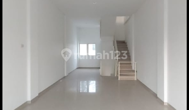 For Rent/Sale 3-Story Shop House New SHM Ready to Use Kutisari Surabaya
