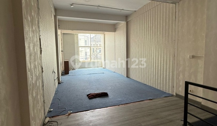 3-Storey Ready-to-Use Shop House Zero Surabaya East Road