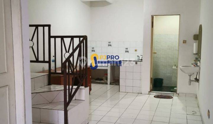 Dijual Rumah Bagus 2 Lantai Siap Huni di Jakarta Barat 1