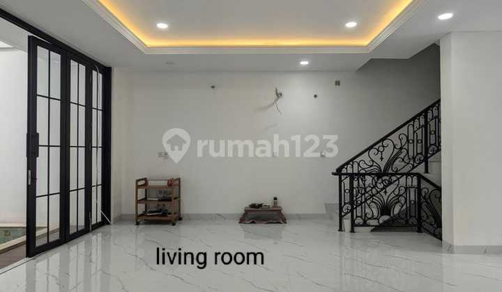 Jual Segera Rumah Mewah Brand New Area Pejaten Jakarta Selatan