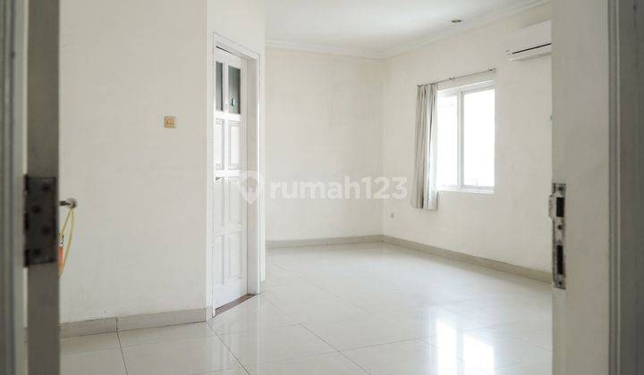 Rumah Pluit Samudra Raya Hadap Selatan Semi Furnished 3Lantai HGB 2