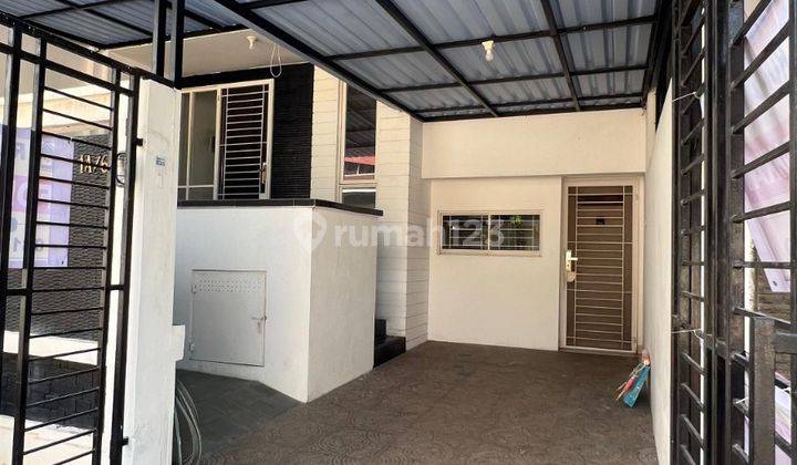 Rumah Pik 1 Kayara PIK Bahtera 7x15 Baru Renov Hadap Selatan 1