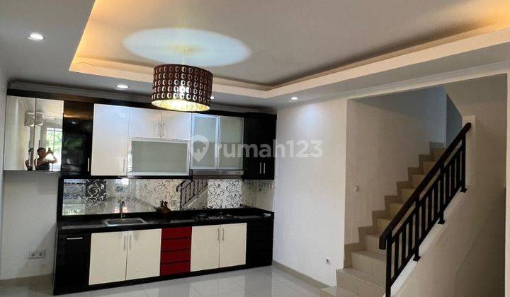 Rumah Pik 1 Kayara PIK Bahtera 7x15 Baru Renov Hadap Selatan 2