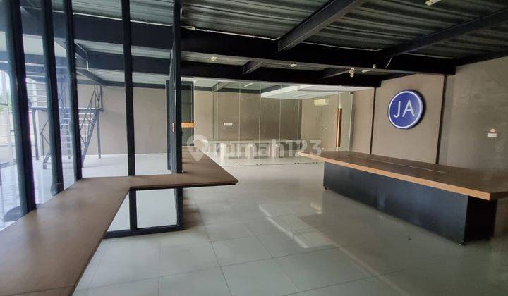 Gudang di Lippo Cikarang 4000m2 Ada Office Room Kondisi Bagus 2