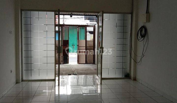 Ruko Jembatan Lima 3,5 Lantai Unfurnished di Jl. Laksa 2