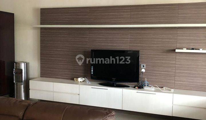 Sewa Full Furnish Rumah Besar Golf Lake Residence Cengkareng Jakarta Barat 2