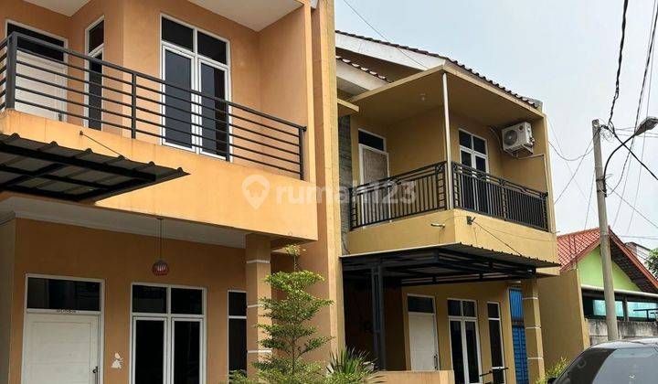 Rumah Cantik 2 Lantai Di Jatiasih Bekasi  1