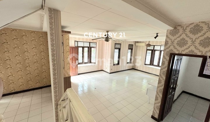 For Sale, Hook House in Sector 5 Complex, Bintaro Jaya 2