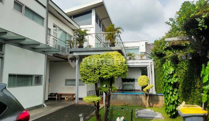 Rumah Industrial Style ada Swimming Pool dekat Permata Bintaro Jaya Sektor 9  ( ANZ) 