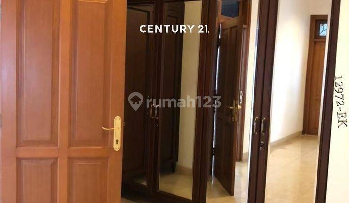 Dijual Rumah Dua Lantai Hommy Siap Huni Di Graha Taman  2