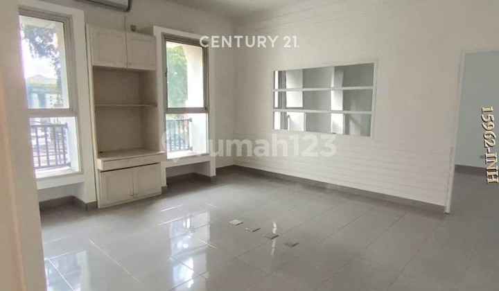 Disewakan Ruko 2 Lantai yang Luas Cocok untuk Usaha di Sektor 9