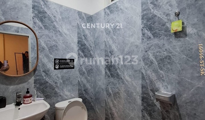 For Sale 3-Story Shophouse in Strategic Location, Sector 9 Bintaro Jaya 2