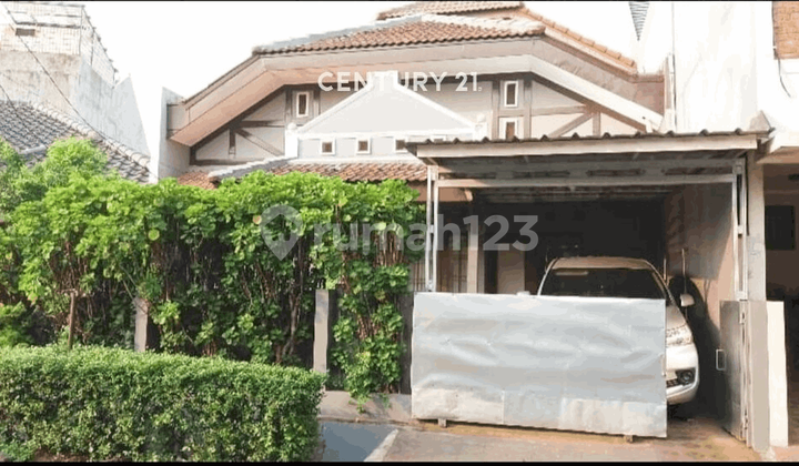 For Sale, House in Strategic Location in Sector 3A Bintaro Jaya Near Mall