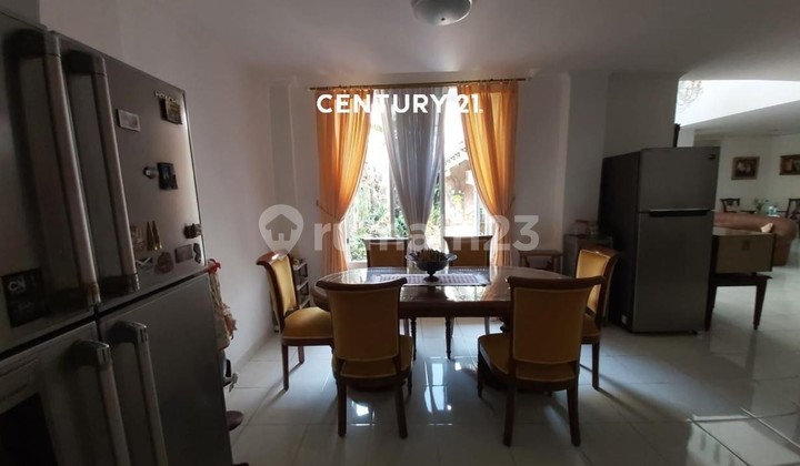 Dijual atau Disewakan Rumah 2 Lantai di Bintaro Jaya Sektor 9 2