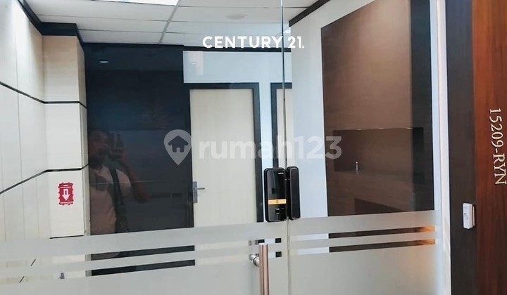 Dijual Unit Perkantoran di Gandaria 8 Office Tower