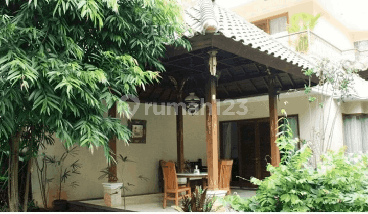 Dijual Rumah Mewah Besar dan Asri di Bintaro Sektor 9 Dijual Rumah Mewah Besar dan Asri di Bintaro Sektor 9