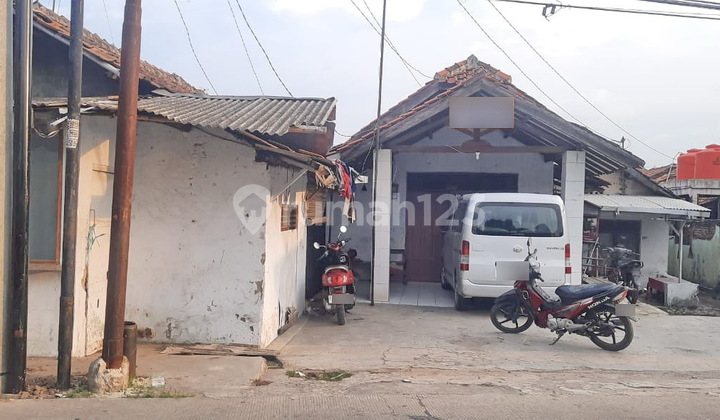 The following land with 12 new hanging doors boarding house 2