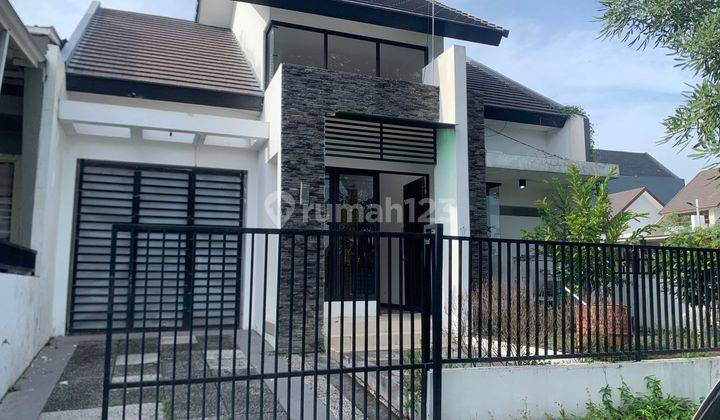 Disewakan Murah Rumah Queenstown Citraland Surabaya Barat Rumah Kontrakan Bagus HGB di Jl. Queenstown, Sambikerep, Kec. Sambikerep, Surabaya, Jawa Timur, Citraland 1