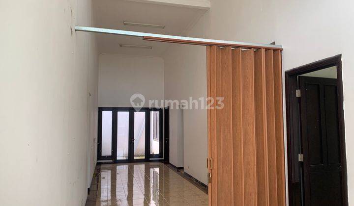 Disewakan Murah Rumah Queenstown Citraland Surabaya Barat Rumah Kontrakan Bagus HGB di Jl. Queenstown, Sambikerep, Kec. Sambikerep, Surabaya, Jawa Timur, Citraland 2