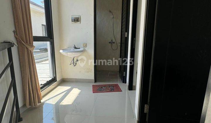 Rumah Wellington Park Unfurnished SHM - Sertifikat Hak Milik 2