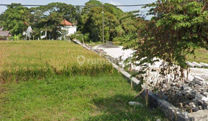 Land for rent in Canggu Padanglinjong, North Kuta 1