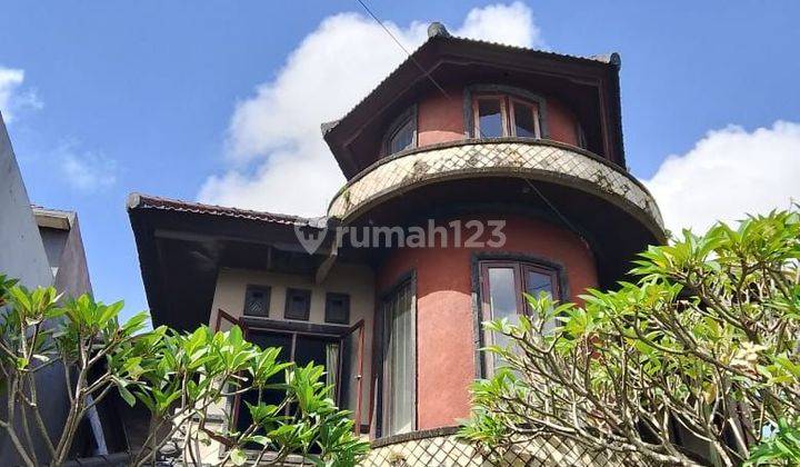 House for sale on Jalan Padma Penatih, Denpasar 1