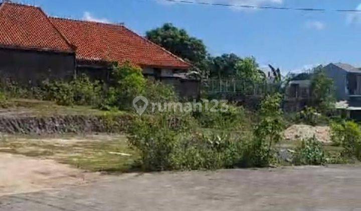 Land for sale at the location of the Gong Gong Jimbaran Cave, South Kuta 1