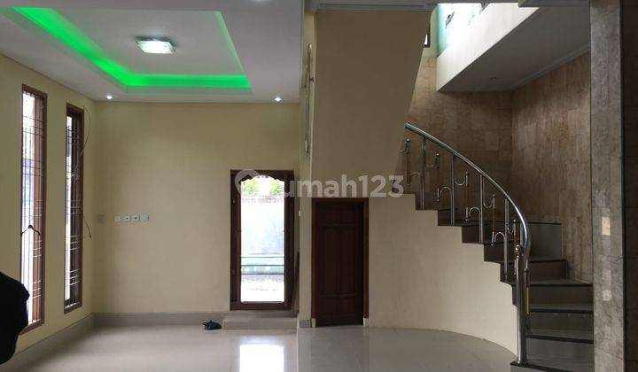 Dijual villa lokasi gatot subroto barat denpasar barat 2