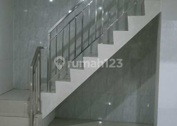 Strategic Shophouse in Leuwipanjang, Bandung City 2