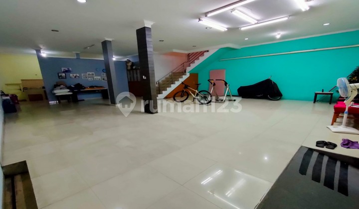 Rumah Toko Nyaman di Pasir Salam, Bandung Kota 2