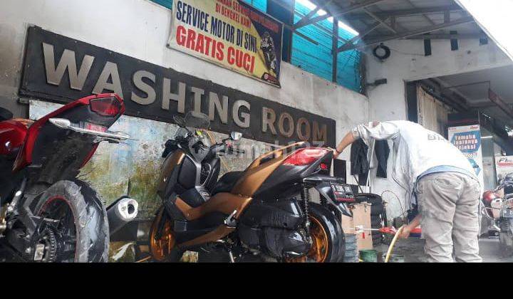 Gudang Showroom Strategis Di Bandung Kota  2