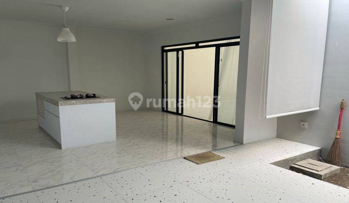 Rumah Semi Furnished Kota Baru Parahyangan 1