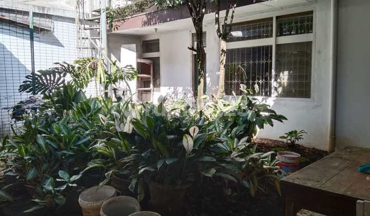 Spacious House in Cipaganti Permai, Bandung City 2