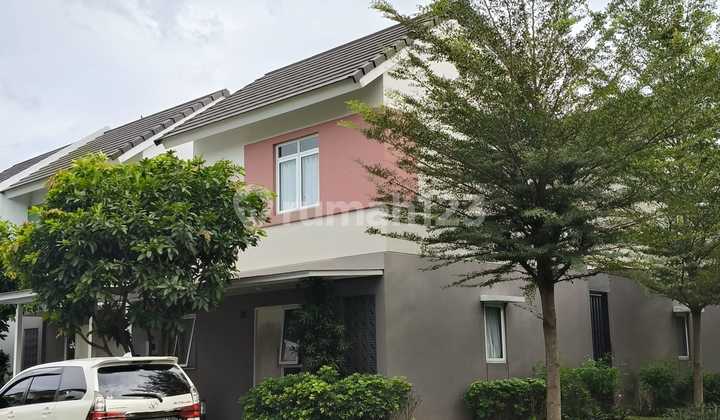 Rumah Hook 2 Lantai di Summarecon Bandung 2