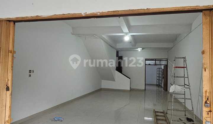 Ruko Siap Pakai di Taman Kopo Indah 2 Bandung