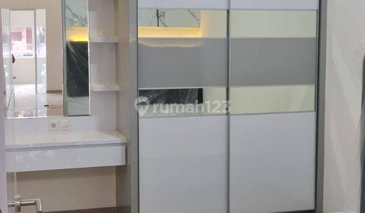 Turun Harga, Selangkah Its, Rumah Minimalis Modern Semi Furnished 2