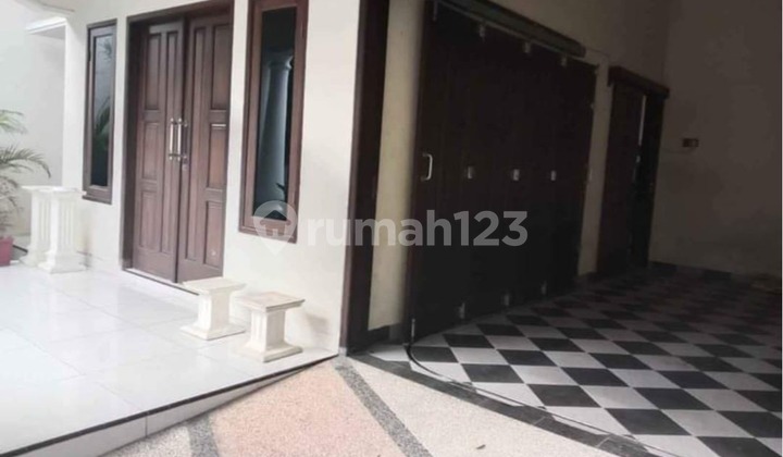 DIJUAL RUMAH 2 LANTAI PERUM KARYA BAKTI PASURUAN DIJUAL RUMAH 2 LANTAI PERUM KARYA BAKTI PASURUAN
